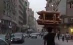 Livraison du pain, à vélo, au Caire : Incroyable !