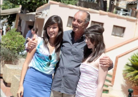 Je boude, tu boudes, elles boudent ... Je boude, tu boudes, elles boudent ...