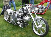 Vous frimez avec votre moto ?