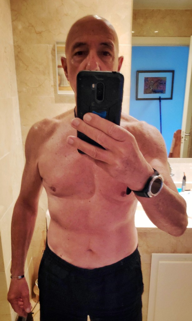 Photo prise le jour de mes 72 ans, il y a un peu plus d'un mois Photo prise le jour de mes 72 ans, il y a un peu plus d'un mois