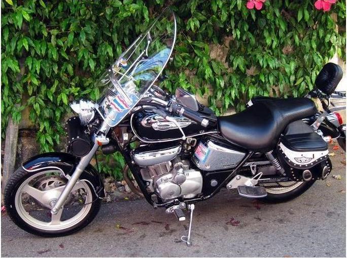 Ma nouvelle moto : Honda Phantom. Occasion (2005), 5500 km, 1400 euros !