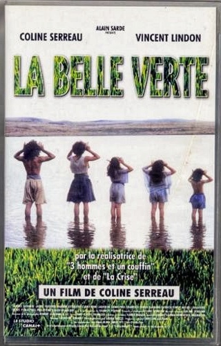 Coline Serreau :  actrice, metteur en scène, réalisatrice, scénariste, compositrice, chef de chœur et...trapéziste ! Coline Serreau :  actrice, metteur en scène, réalisatrice, scénariste, compositrice, chef de chœur et...trapéziste !