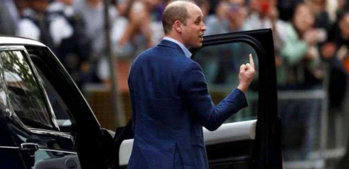 Cette photo est particulièrement vicieuse Cette photo est particulièrement vicieuse