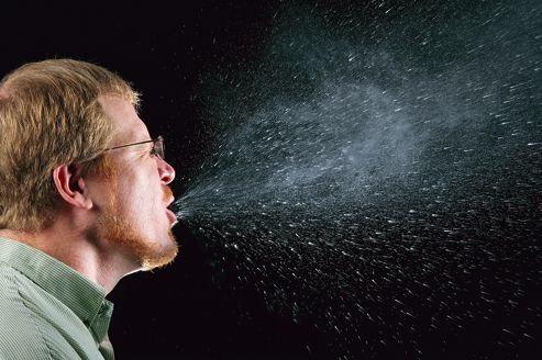 Avion : un passager éternue ? Couvrez-vous ! Avion : un passager éternue ? Couvrez-vous !