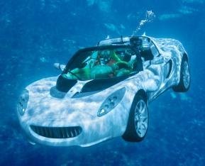 Une voiture qui va sous l'eau !