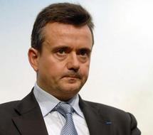 Et c'est lui qui fait la gueule ! Et c'est lui qui fait la gueule !