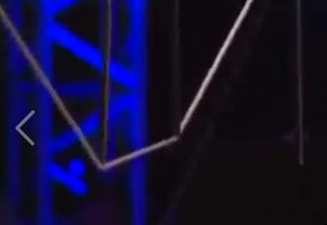 Un numéro de funambule comme vous n'en avez jamais vu !