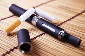 Arrêt du tabac : la cigarette électronique peut être conseillée sans risque !