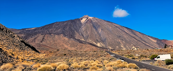 Le mont Teide : 3700 m Le mont Teide : 3700 m