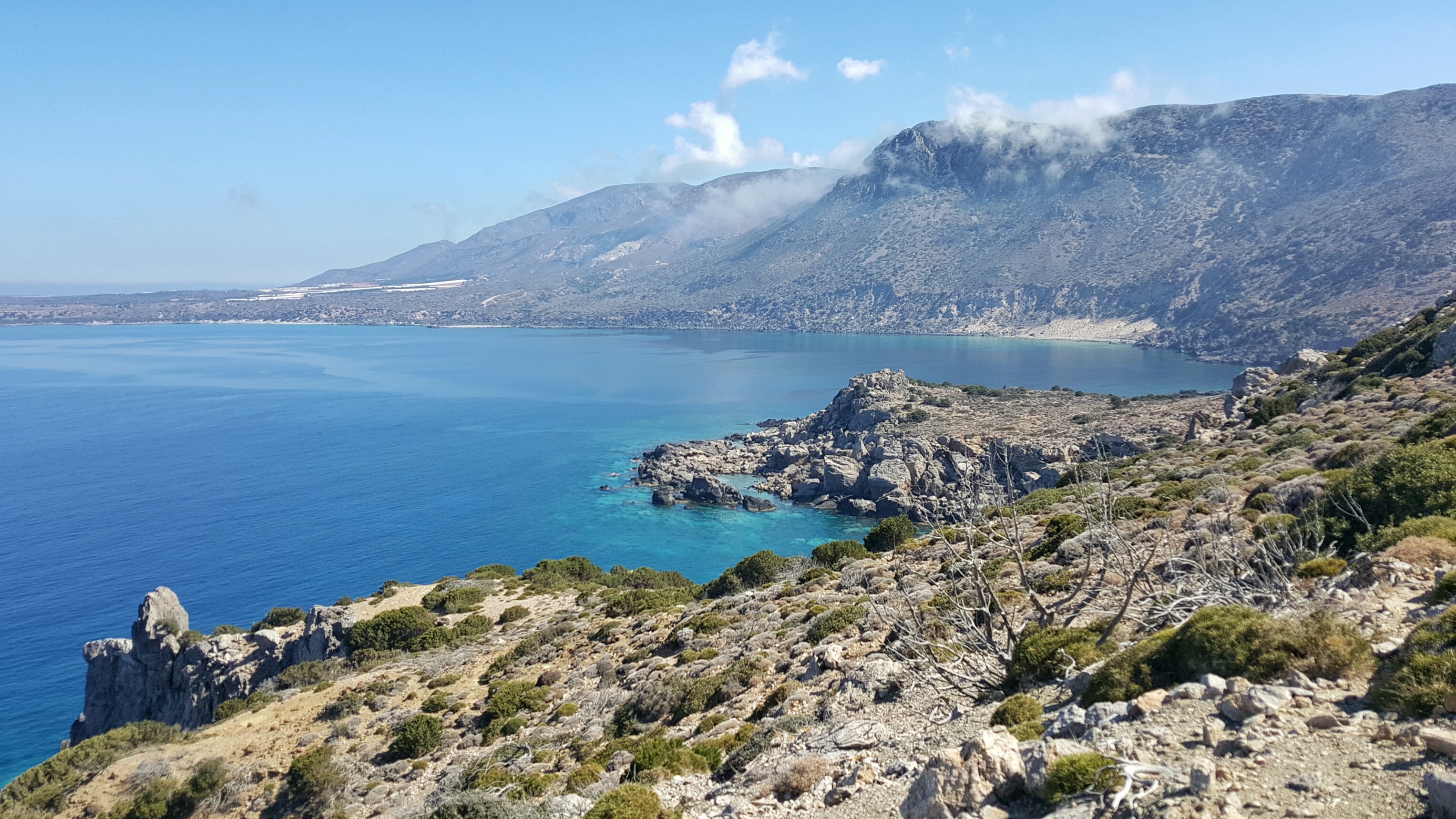 A pied de Paléochora à Elafonesi (Crète)