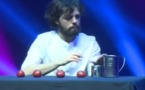 Un prestidigitateur français plein de talent : Yann Frisch