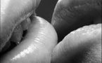 Dix secondes de baiser, c'est 80 millions de bactéries échangées !