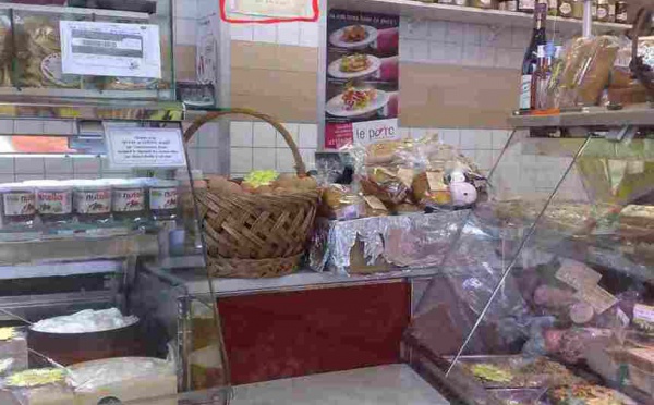 Vu dans un magasin marseillais, la photo de la semaine