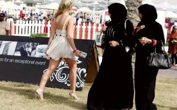 Bizarre ? Vous avez dit bizarre...