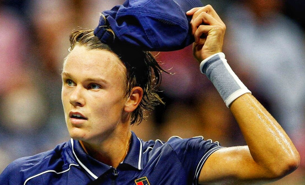 Holger Rune, 19 ans, a battu Djokovic en finale du Master de Paris !