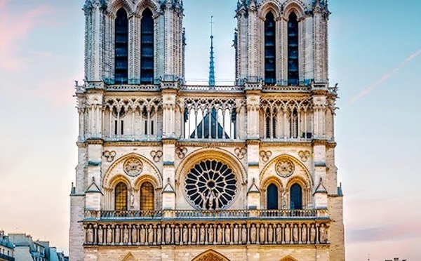 Notre Dame de Paris, du XIIe siècle à decembre 2024