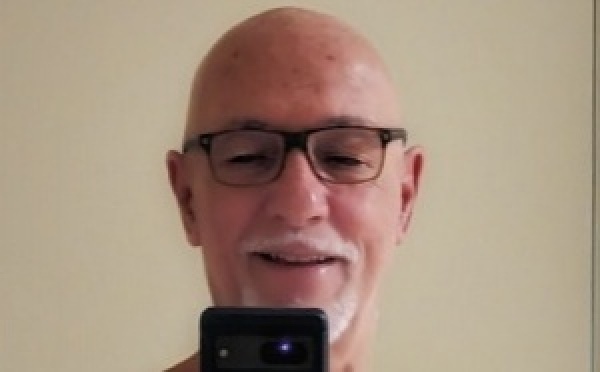 La solitude masculine expliquée : pourquoi les hommes modernes choisissent souvent maintenant le célibat