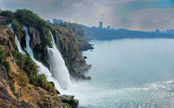 Une excellente clinique dentaire à Antalya, Turquie : Taki Dent
